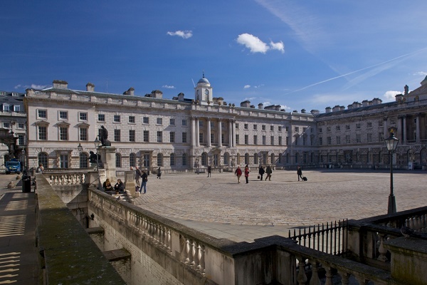 Kings College London